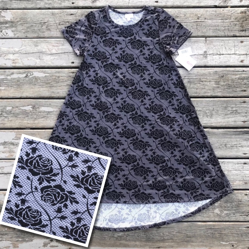 NWT LuLaRoe Carly Roses Gray & Black T-Shirt Dress